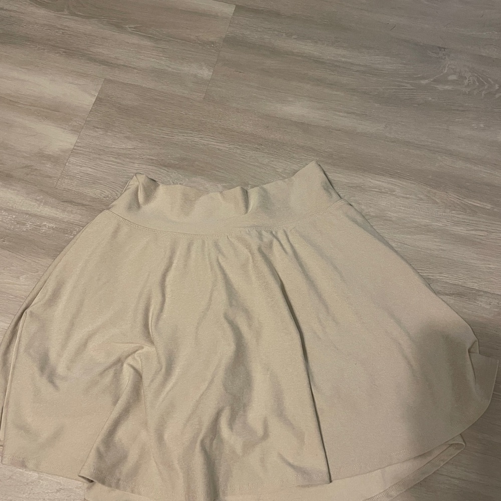 Elegant Cream Women's Skirt